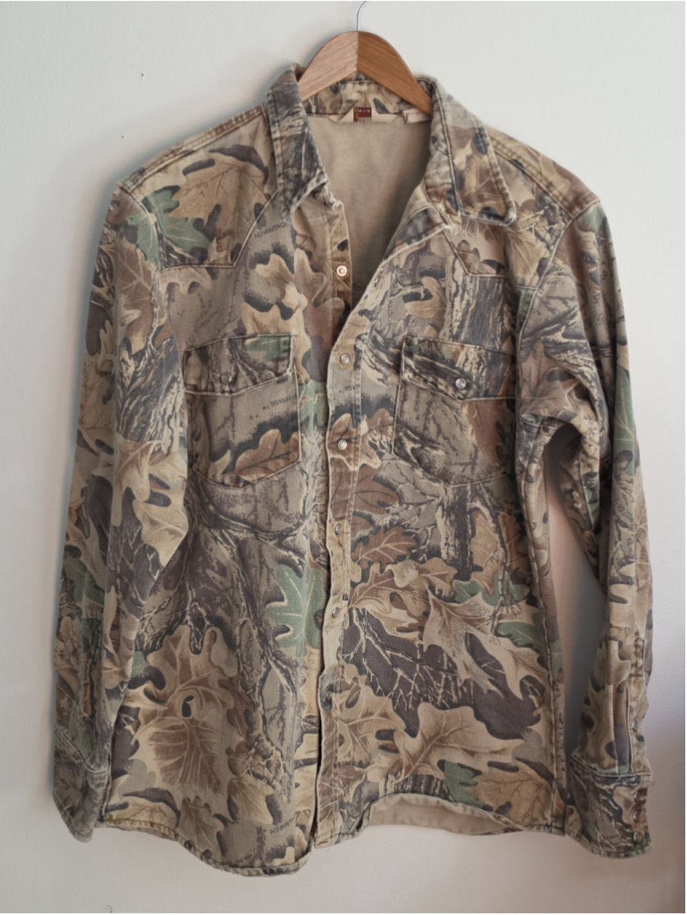 Vintage 90s Camco Mfg. Inc. Realtree Advantage Camo Hunting Shirt Snap Large*